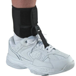 Össur Foot Up Klapvoetbrace Zijaanzicht Sneaker